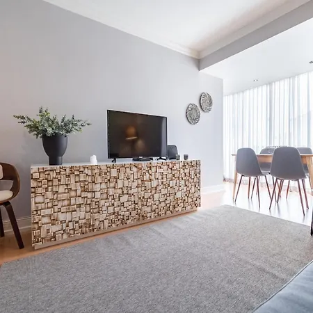 Akisol Cosmos Apartment Estoril