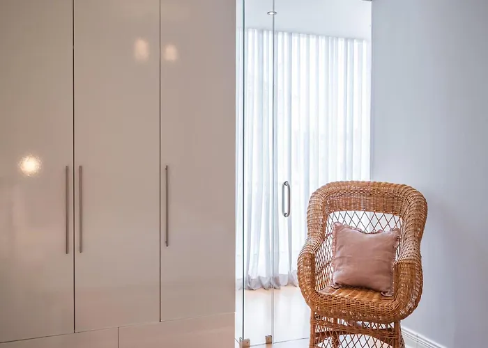 Akisol Cosmos * Estoril